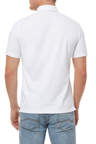 قميص بولو بشعار الماركة بتصميم دائري